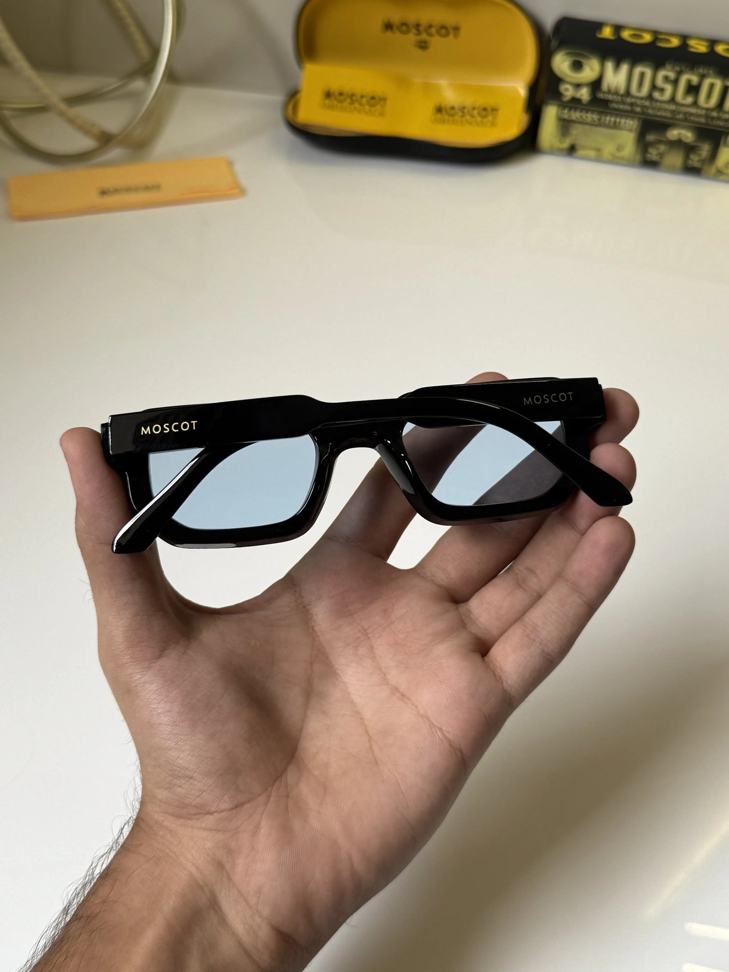 Moscot_3887_Black_Blue