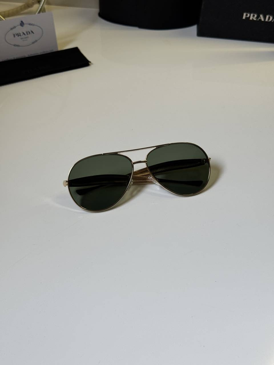 PR_122_Gold_Green