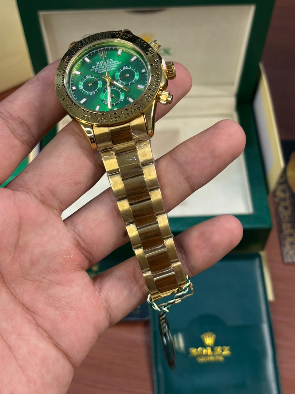 Role_x Daytona Oyster Perpetual Green Dial
