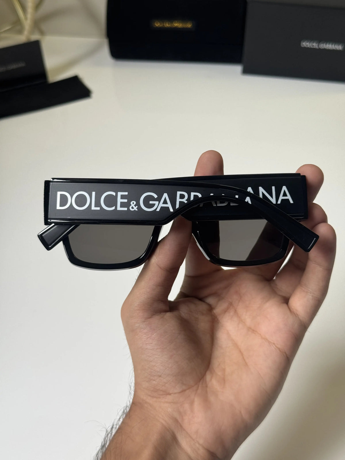 DG _6184_Black