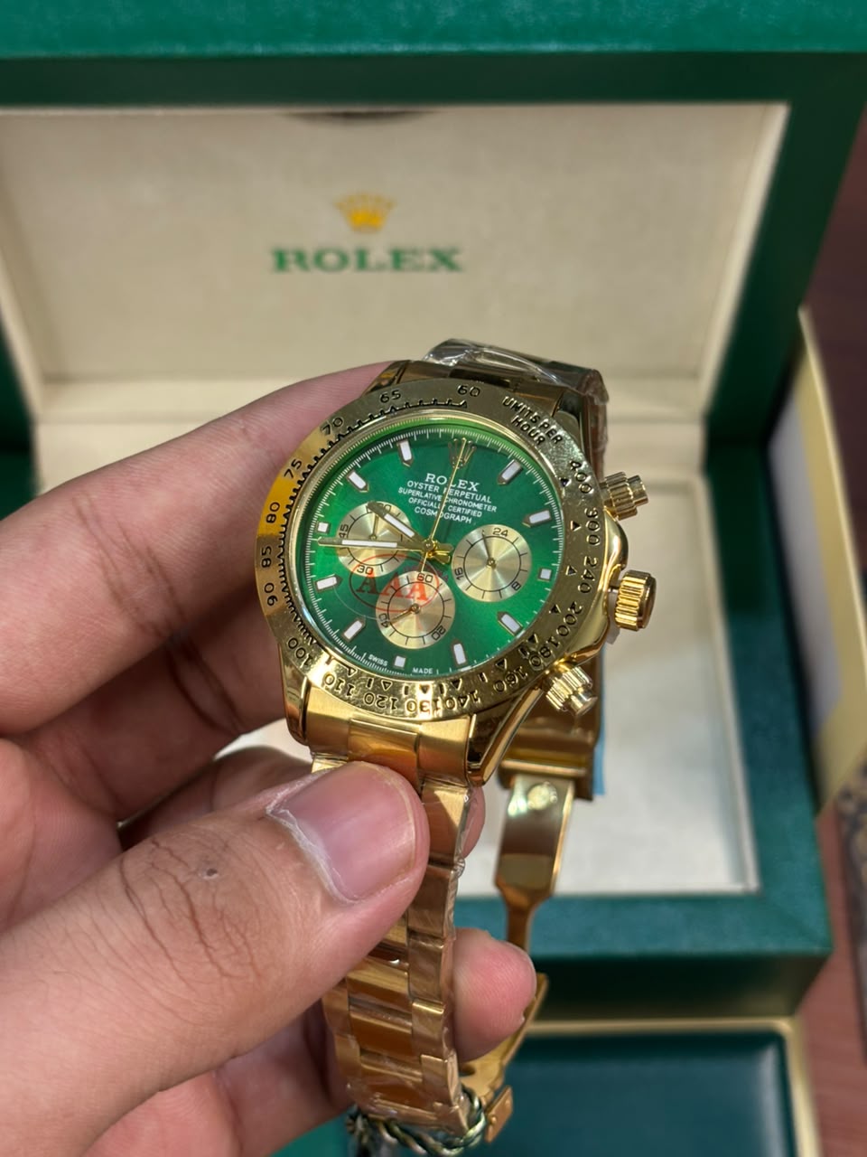 Role_x Daytona Oyster Perpetual Gold Green